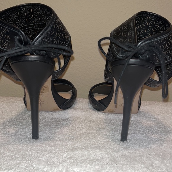 Jessica Simpson Black Heels - Picture 5 of 8